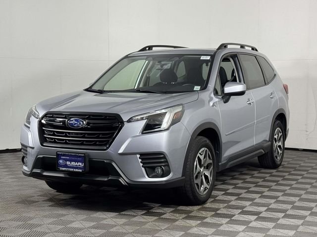 Used 2023 Ice Silver Metallic Subaru Premium image 7
