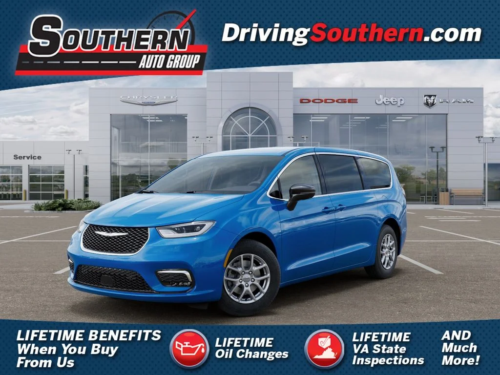 2026 Chrysler Pacifica Select's photo