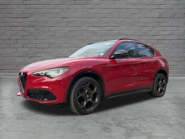 2024 Alfa Romeo Stelvio 