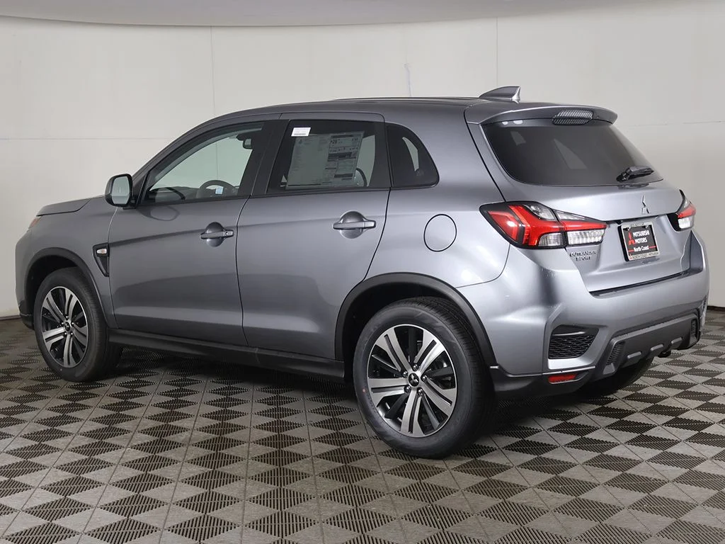 New 2026 Gray Mitsubishi 2.0 ES image 6
