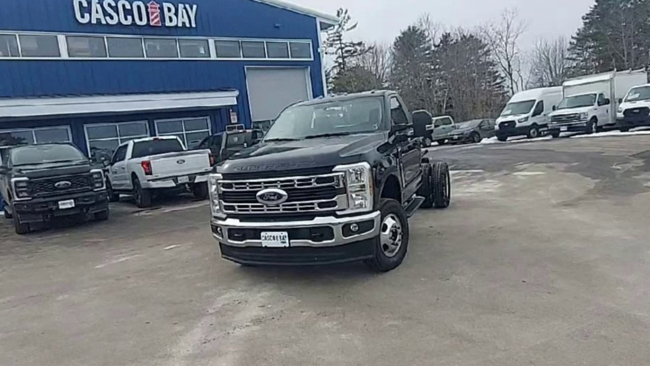New 2026 Agate Black Metallic Ford F-350® XL image 16