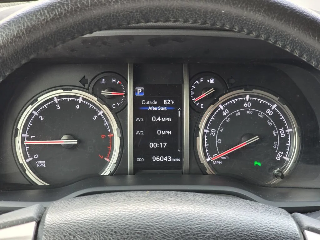 2022 Toyota 4Runner Limited - Photo 35