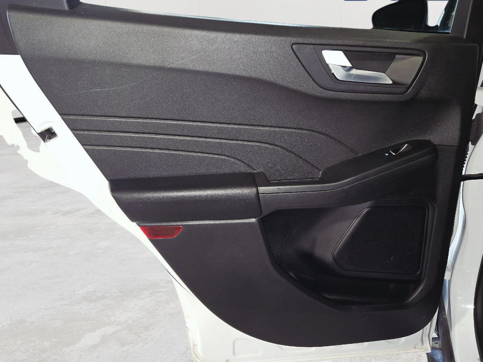 Used 2023 Oxford White Ford ST-Line Select image 31