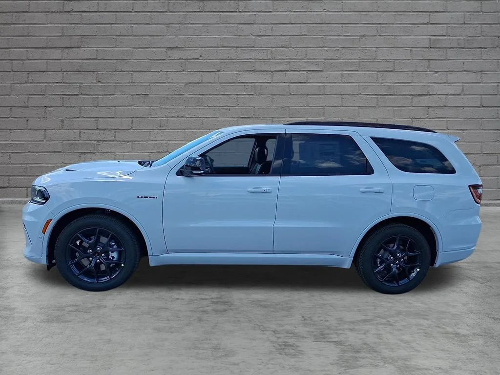 New 2026 White Knuckle Clearcoat Dodge GT Plus HEMI V8 image 5