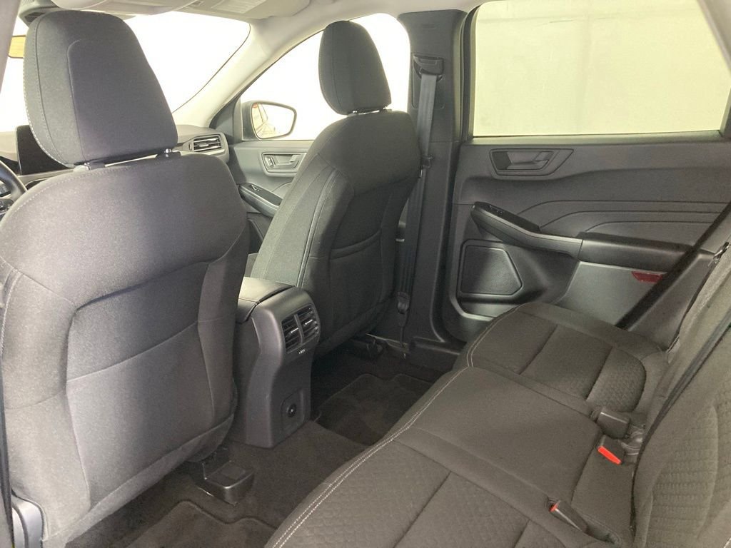 Used 2025 Gray Ford Active image 15