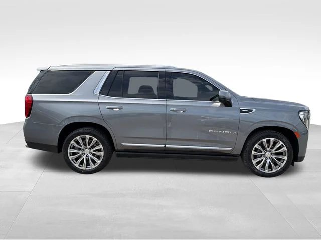Used 2021 Gray GMC Denali image 8