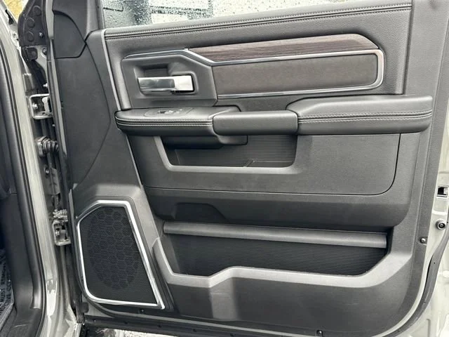 New 2026 Ceramic Gray Clear-Coat Exterior Paint RAM Laramie image 24