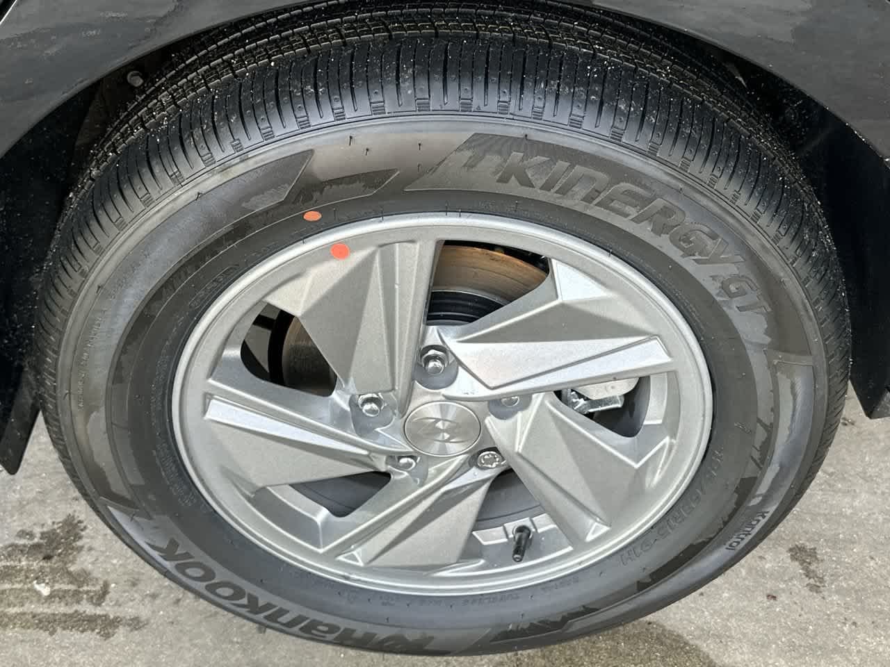 New 2026 Abyss Black Hyundai SE image 11