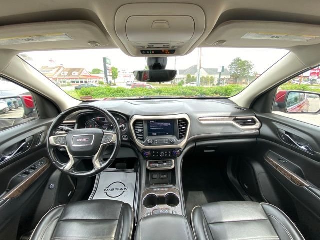 Used 2021 Cayenne Red GMC Denali image 41