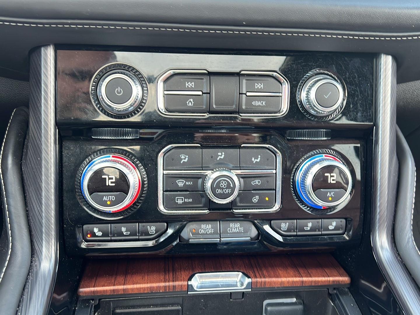 Used 2023 Sterling Metallic GMC Denali Ultimate image 8