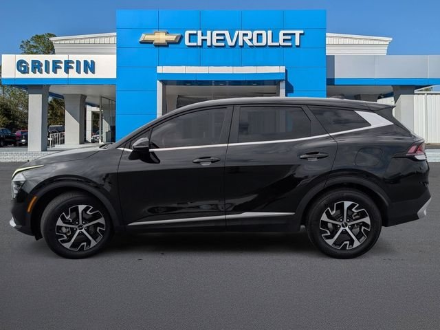 Used 2025 Black Kia EX image 10
