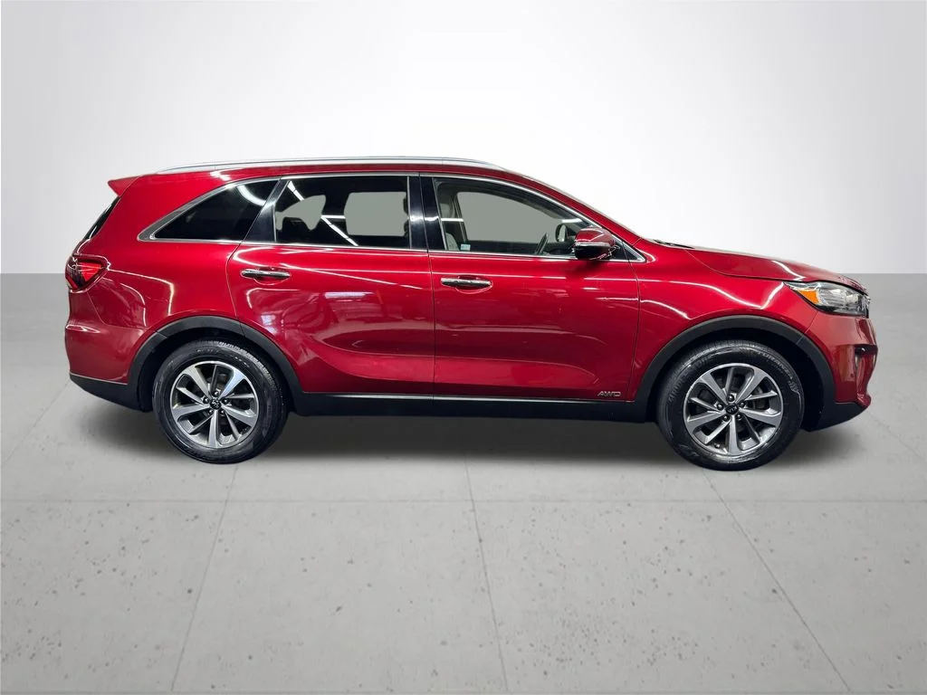Used 2019 Red Kia EX image 8