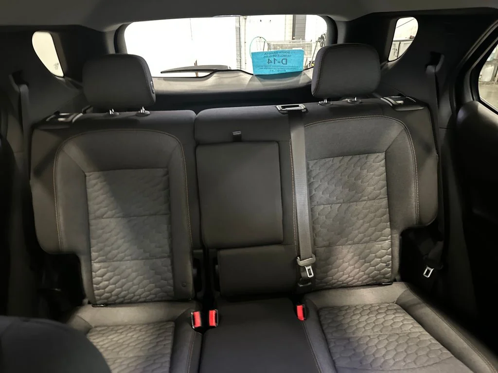 Used 2018 Red Chevrolet LT image 25