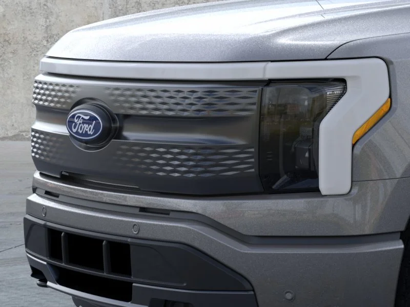 2025 Ford F-150 Lightning Flash - Photo 39