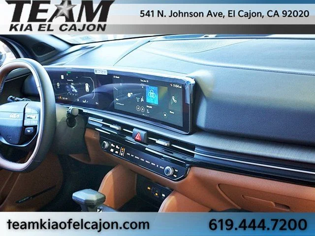 New 2026 White Kia X-Line image 12