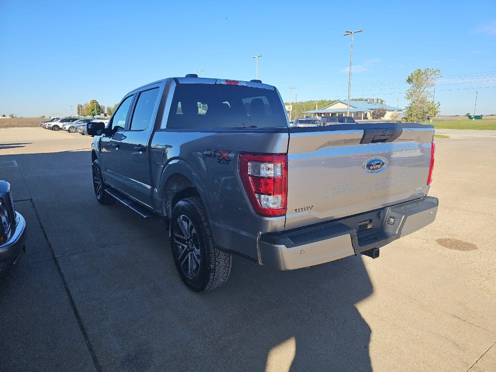 Used 2023 Iconic Silver Ford XL image 15