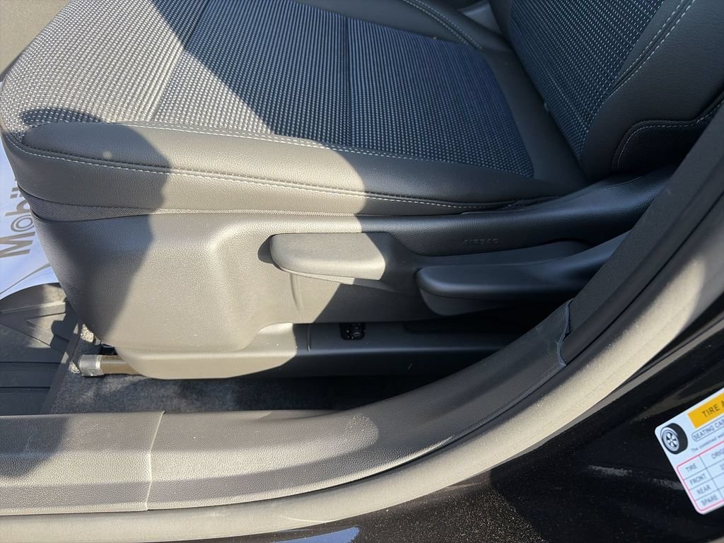 New 2026 Ebony Twilight Metallic Buick Preferred image 18