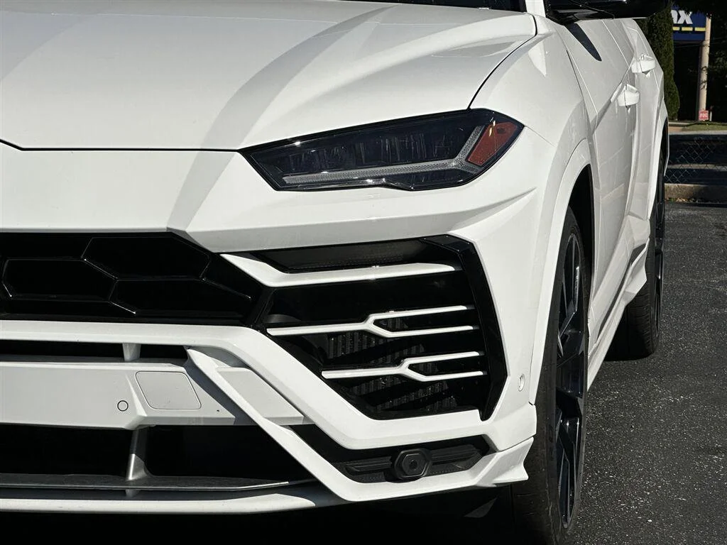Used 2021 BALLOON WHITE PEARL LAMBORGHINI  image 51