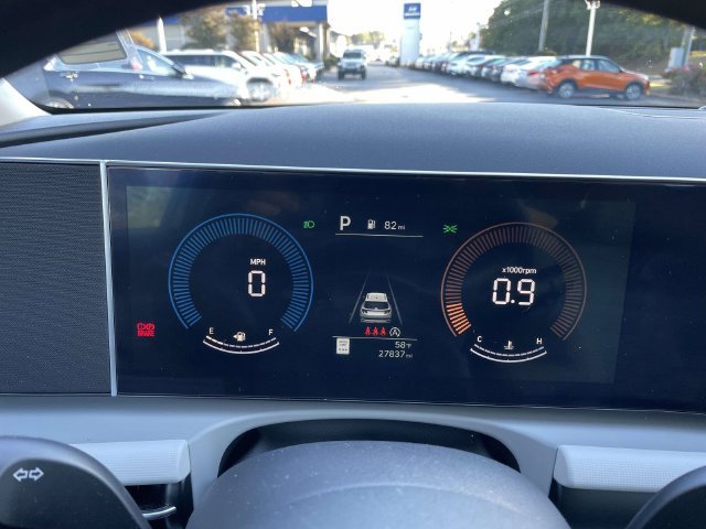 Certified Used 2025 Phantom Black Hyundai SEL image 21