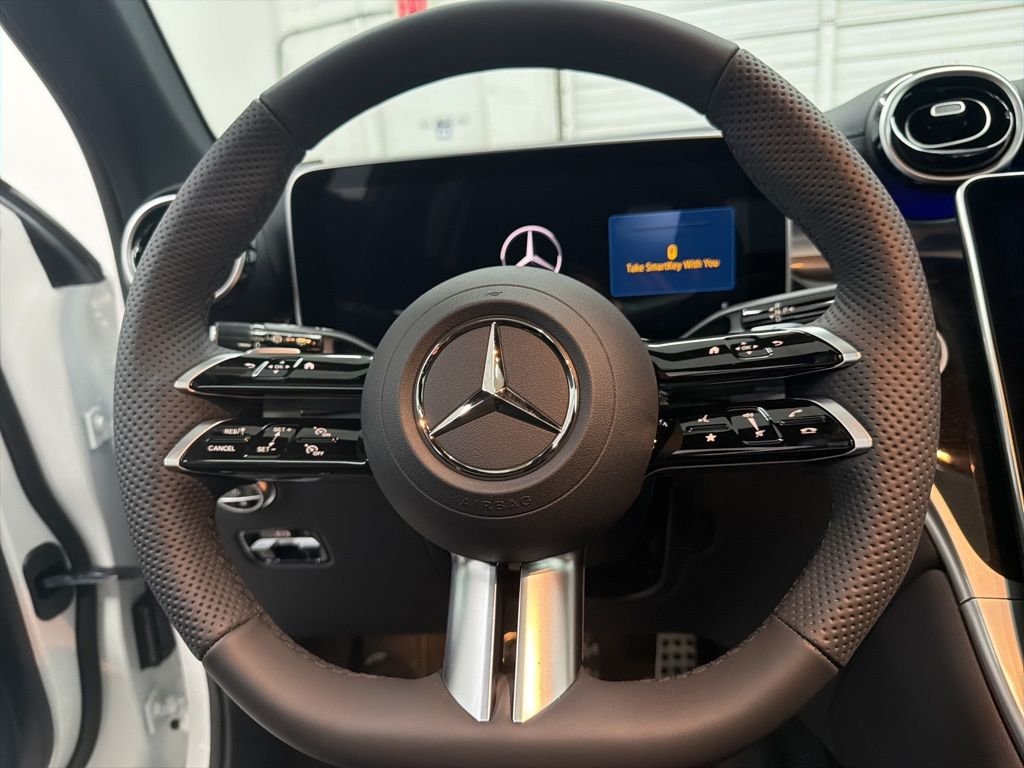 New 2026 Polar White Mercedes-Benz GLC 300 image 15