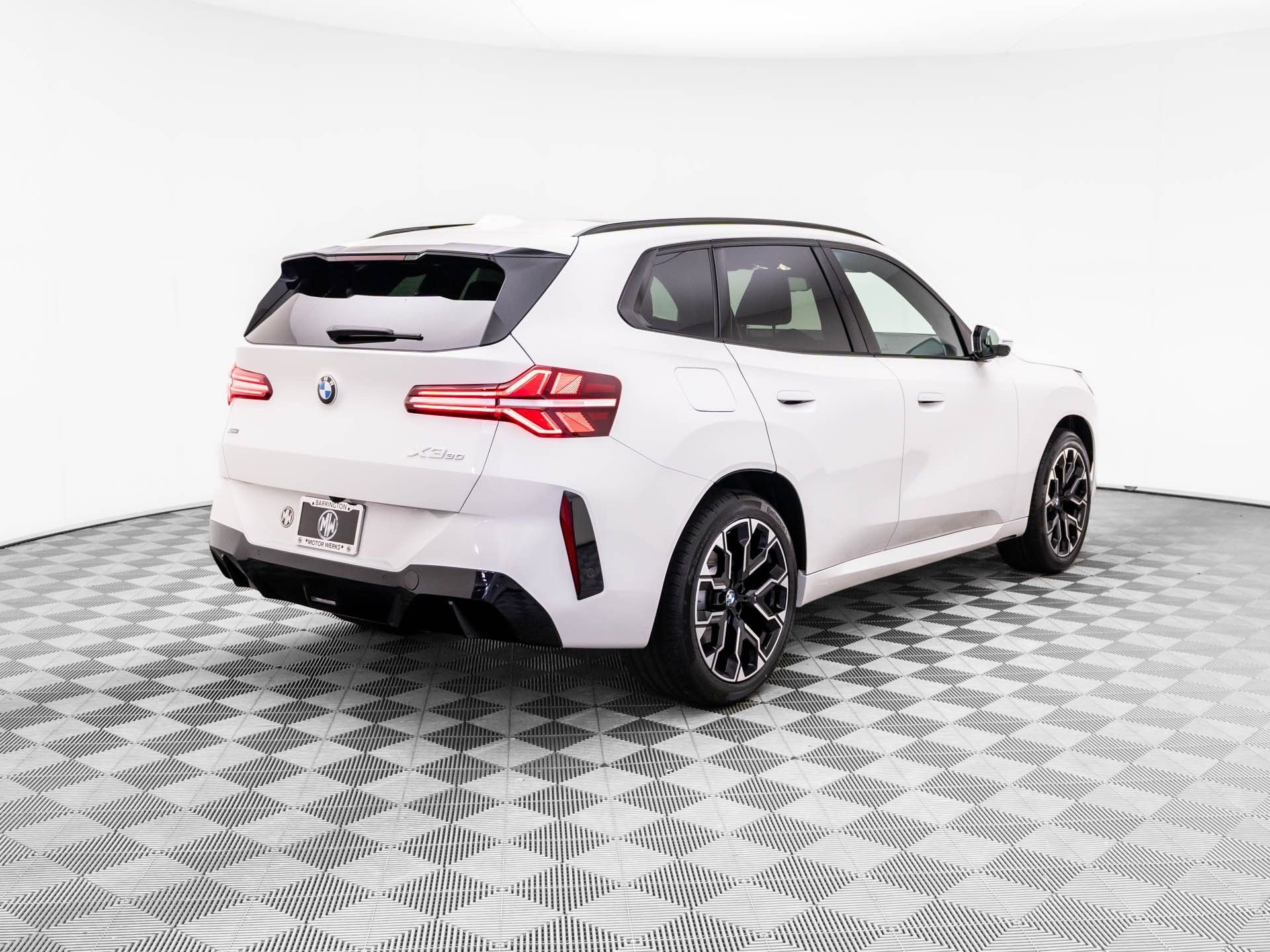 New 2026 Alpine White BMW 30 xDrive image 6