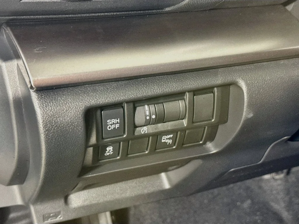 Used 2019 Black Subaru 2.0i Limited image 11