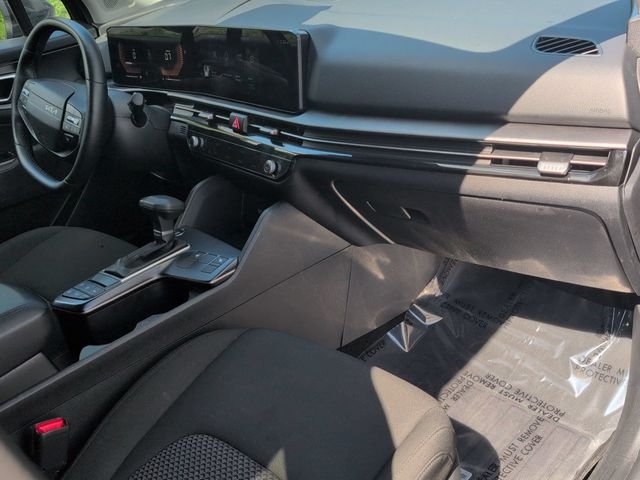 Certified Used 2026 Gray Kia LX image 28