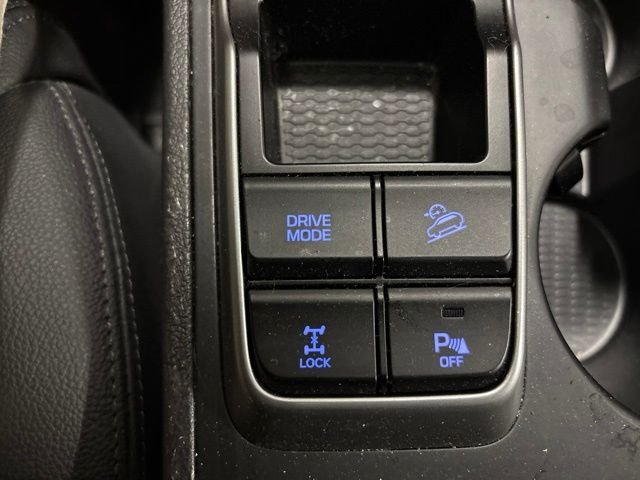 Used 2018 Blue Hyundai Limited image 28