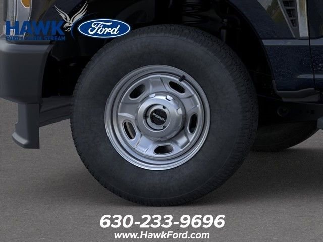 New 2025 Agate Black Metallic Ford F-250® XL image 19