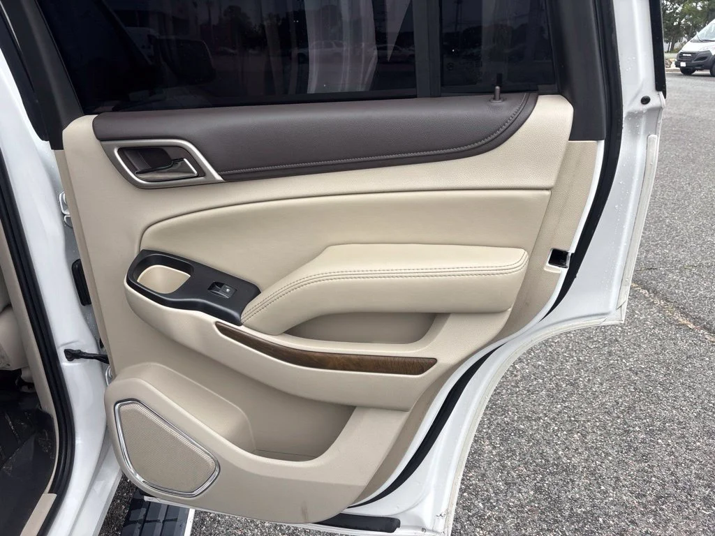 Used 2018 White GMC Denali image 34