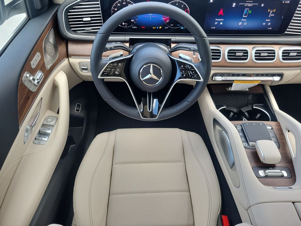 New 2026 Polar White Mercedes-Benz GLS 450 image 15