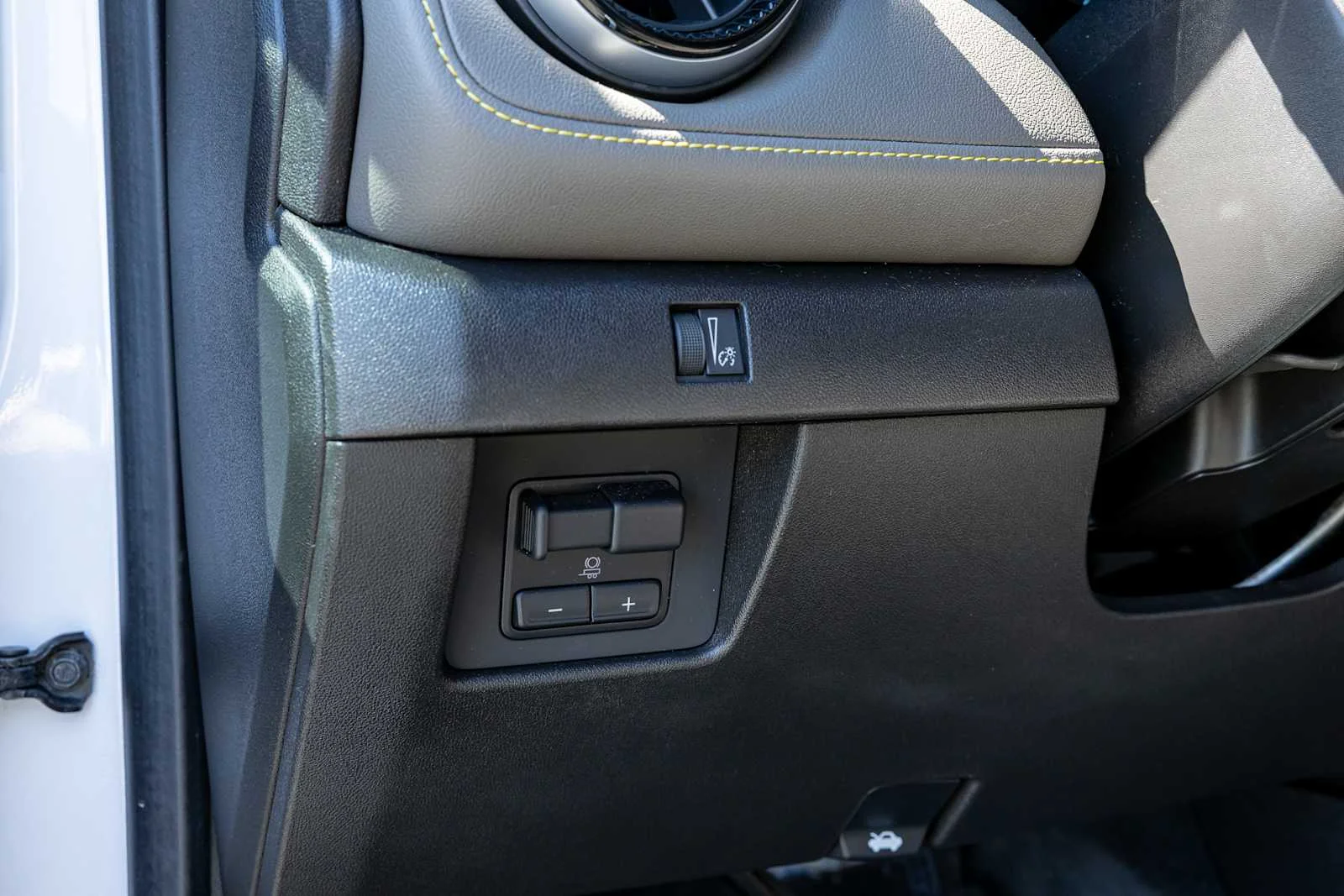 Used 2023 Summit White Chevrolet ZR2 image 15