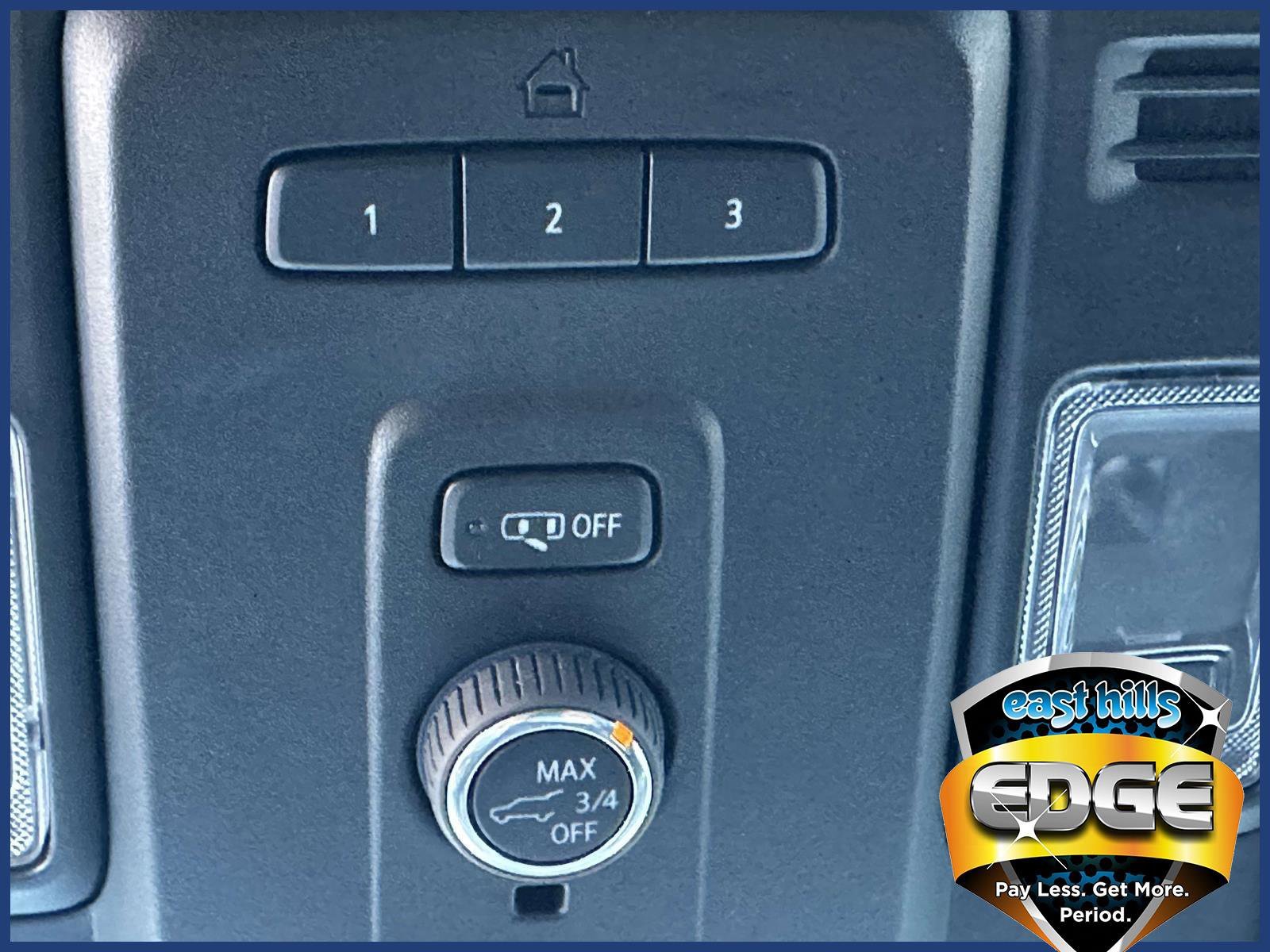 2024 GMC Yukon SLT - Photo 37