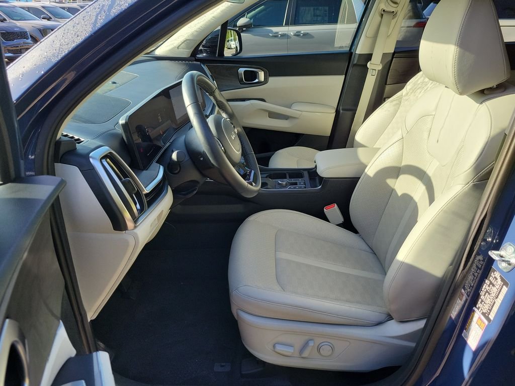 Certified Used 2025 Midnight Lake Blue Kia X-Line EX image 22