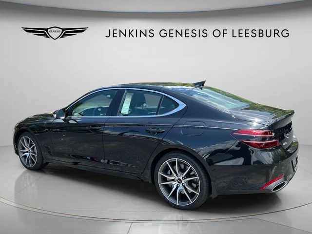 Used 2026 Black Genesis 2.5T image 7