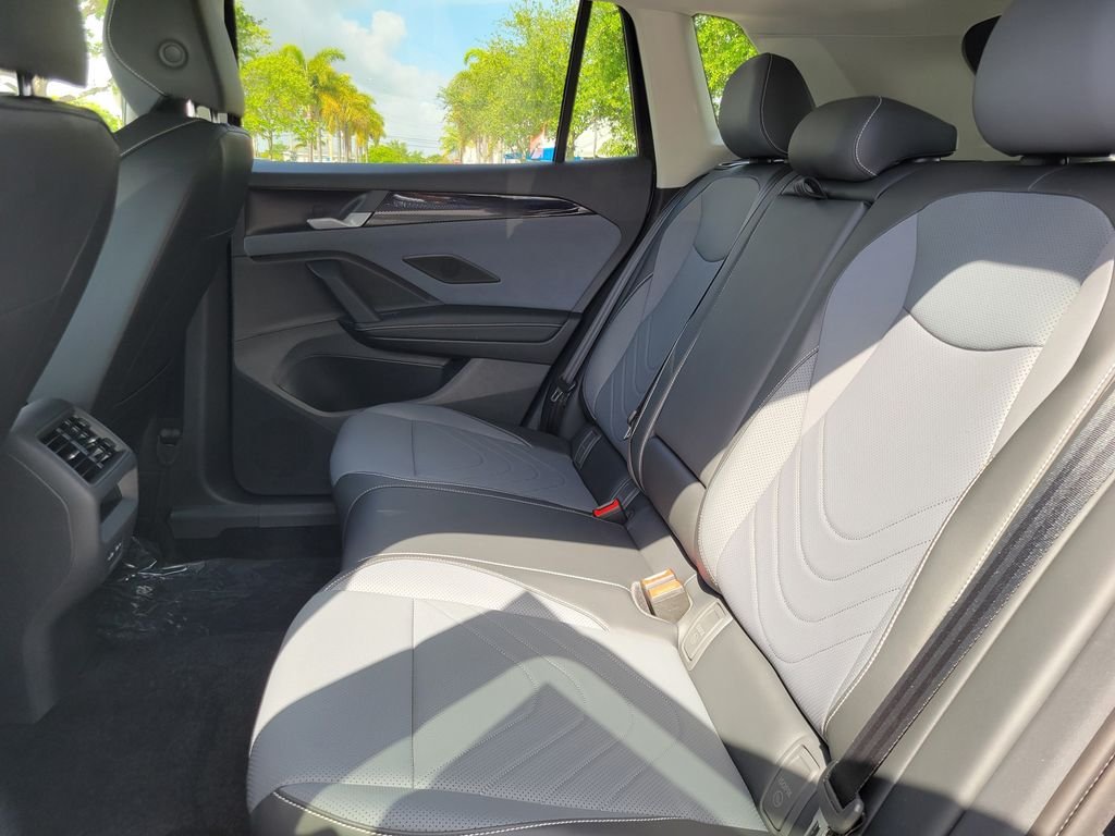New 2026 Gray Volkswagen 2.0T SE image 7