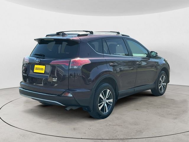 Used 2018 Black Toyota XLE image 5
