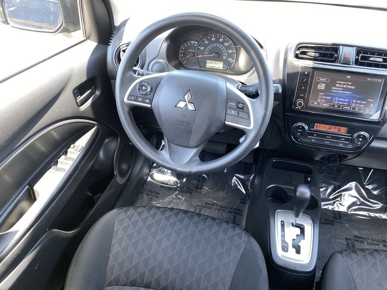 Used 2024 Jet Black Mitsubishi ES image 15