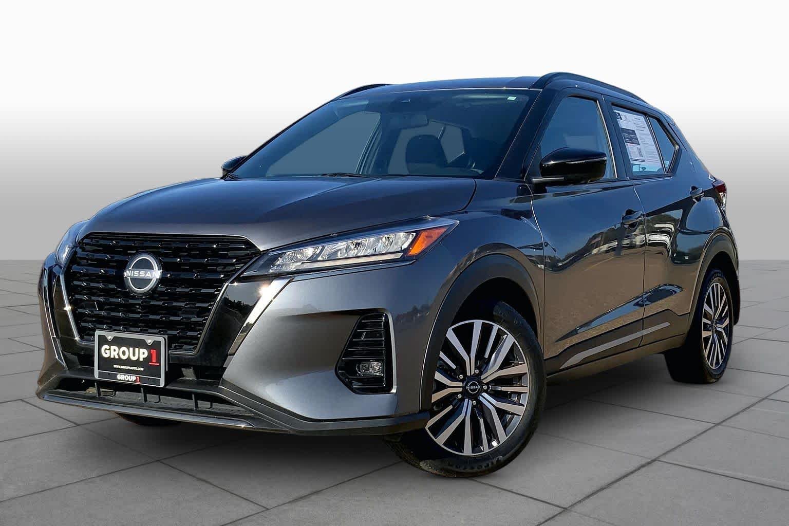 Pre-Owned 2023 Nissan Kicks SR