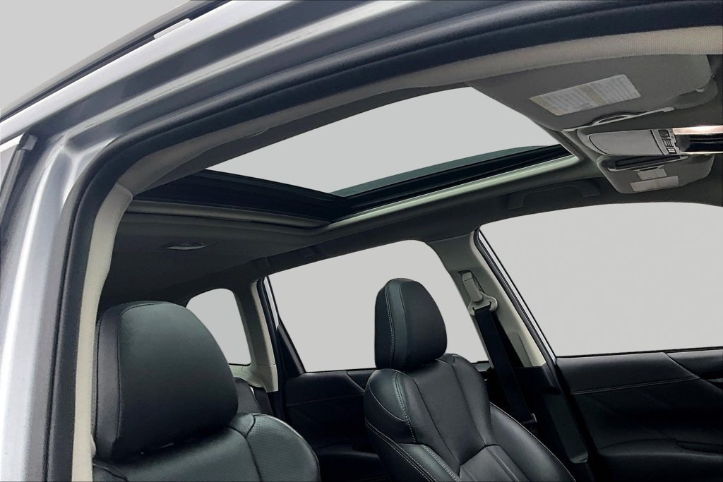 Used 2021 Silver Subaru Touring image 28