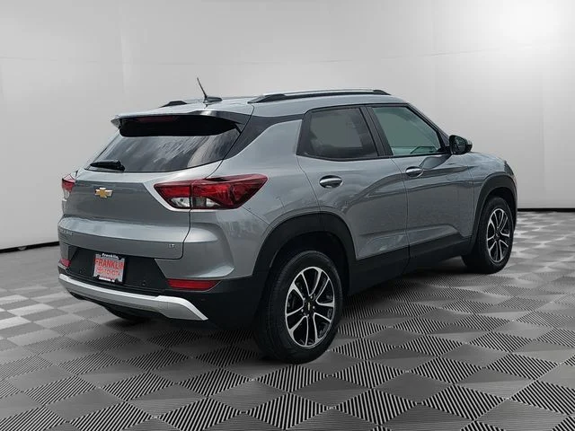 Used 2024 Gray Chevrolet LT image 4