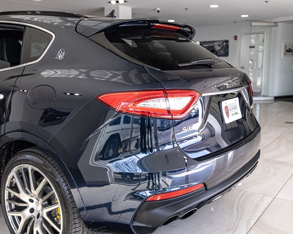 Used 2019 White Maserati S GranSport image 14