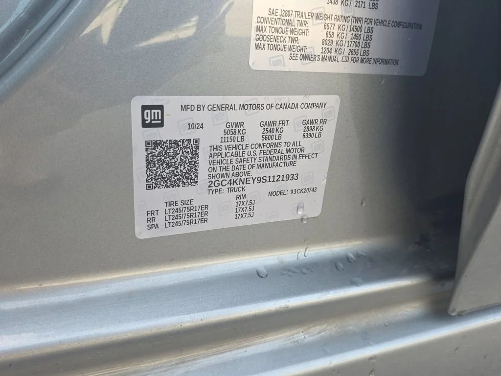 Certified Used 2025 Gray Chevrolet LT image 15