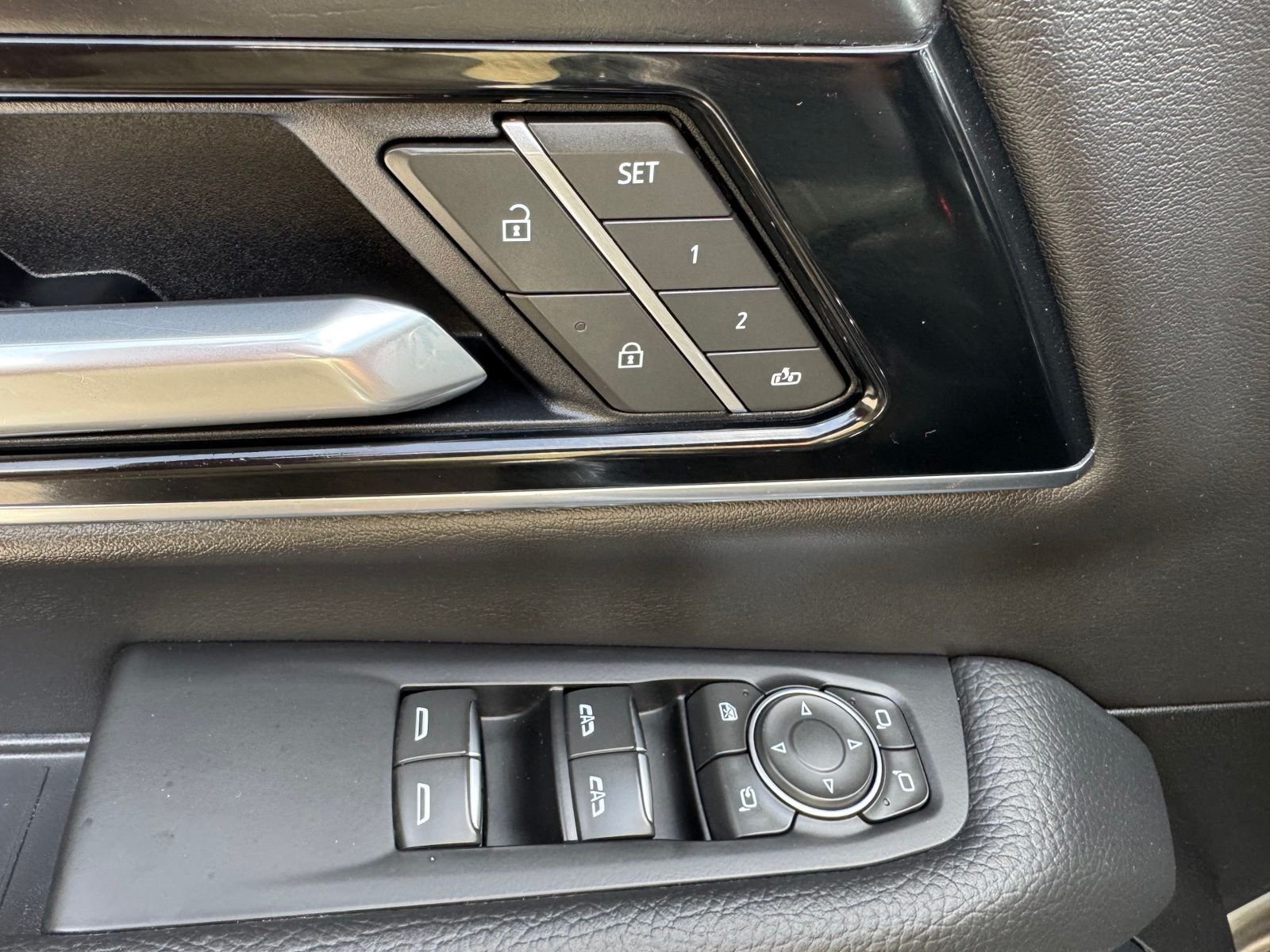 Used 2025 Sterling GMC Denali image 16