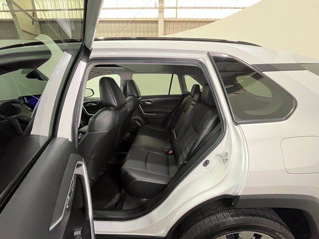 Used 2023 Beige Toyota XLE Premium image 18