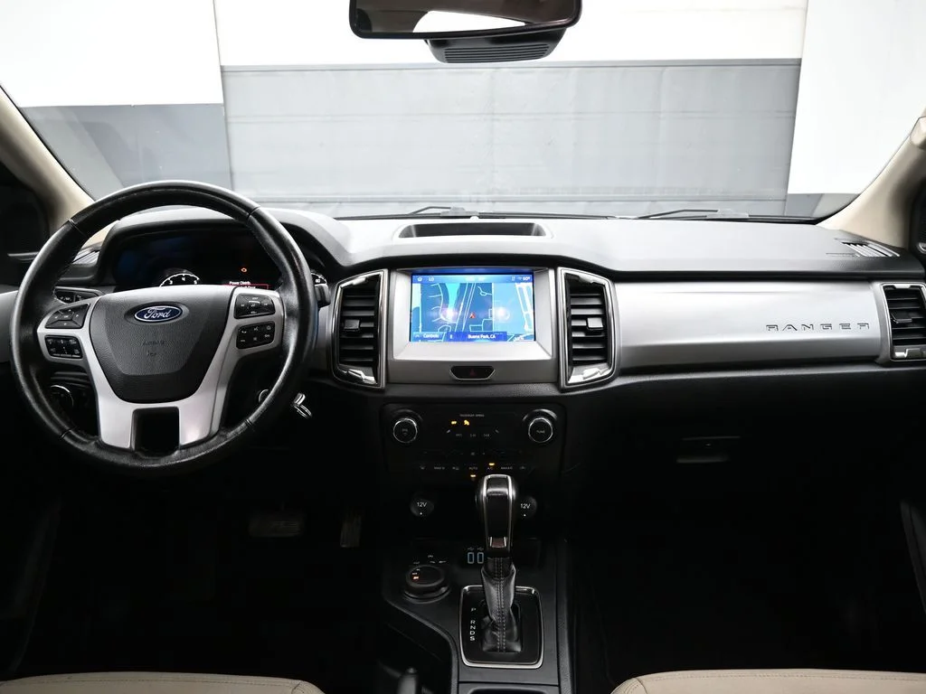 Used 2022 Silver Ford XLT image 26