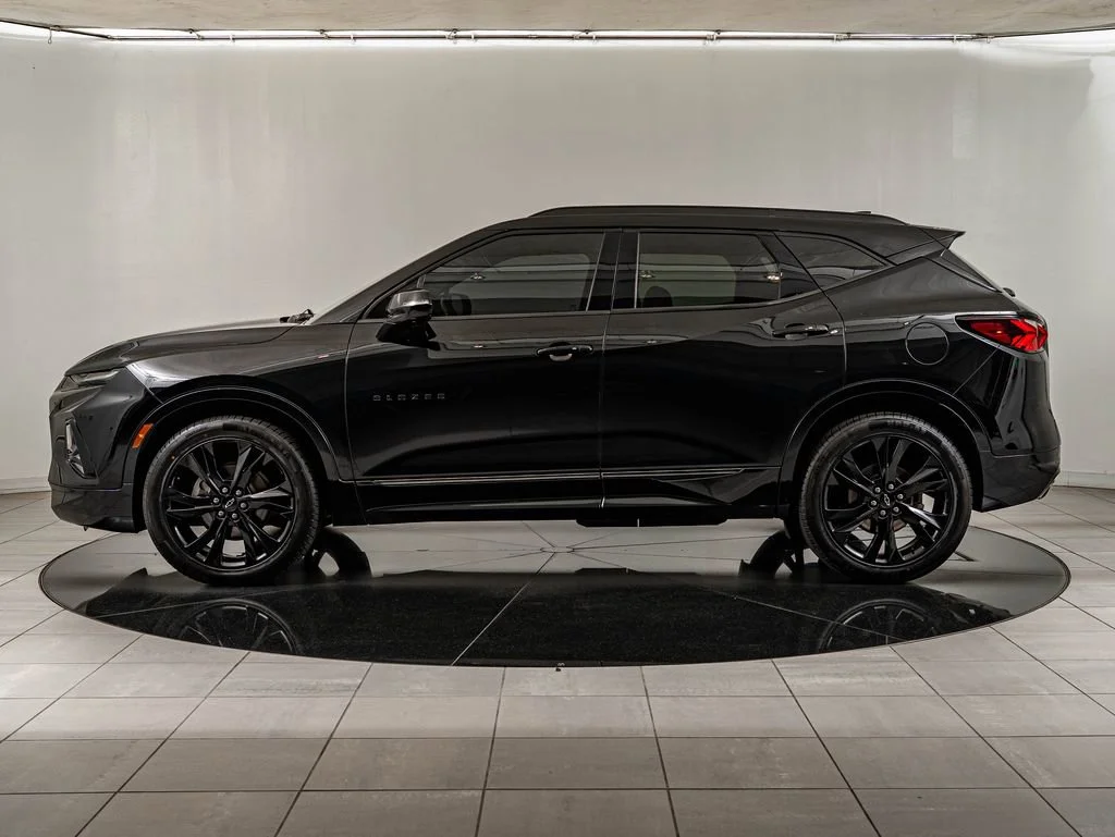 Used 2019 Black Chevrolet RS image 8