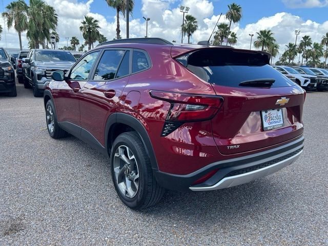 Used 2025 Crimson Metallic Chevrolet LT image 5