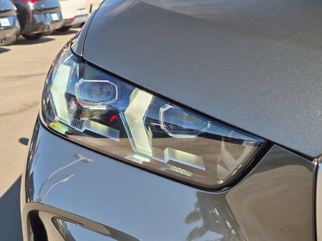 Used 2026 Green BMW sDrive40i image 26