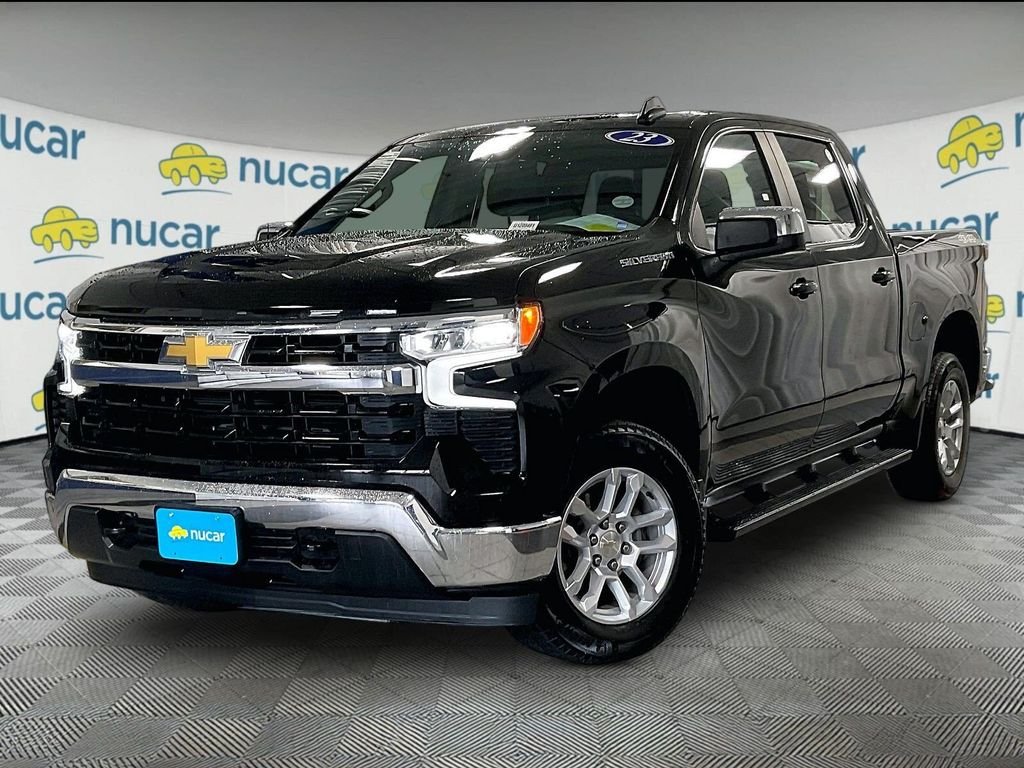 Used 2023 Black Chevrolet LT image 3